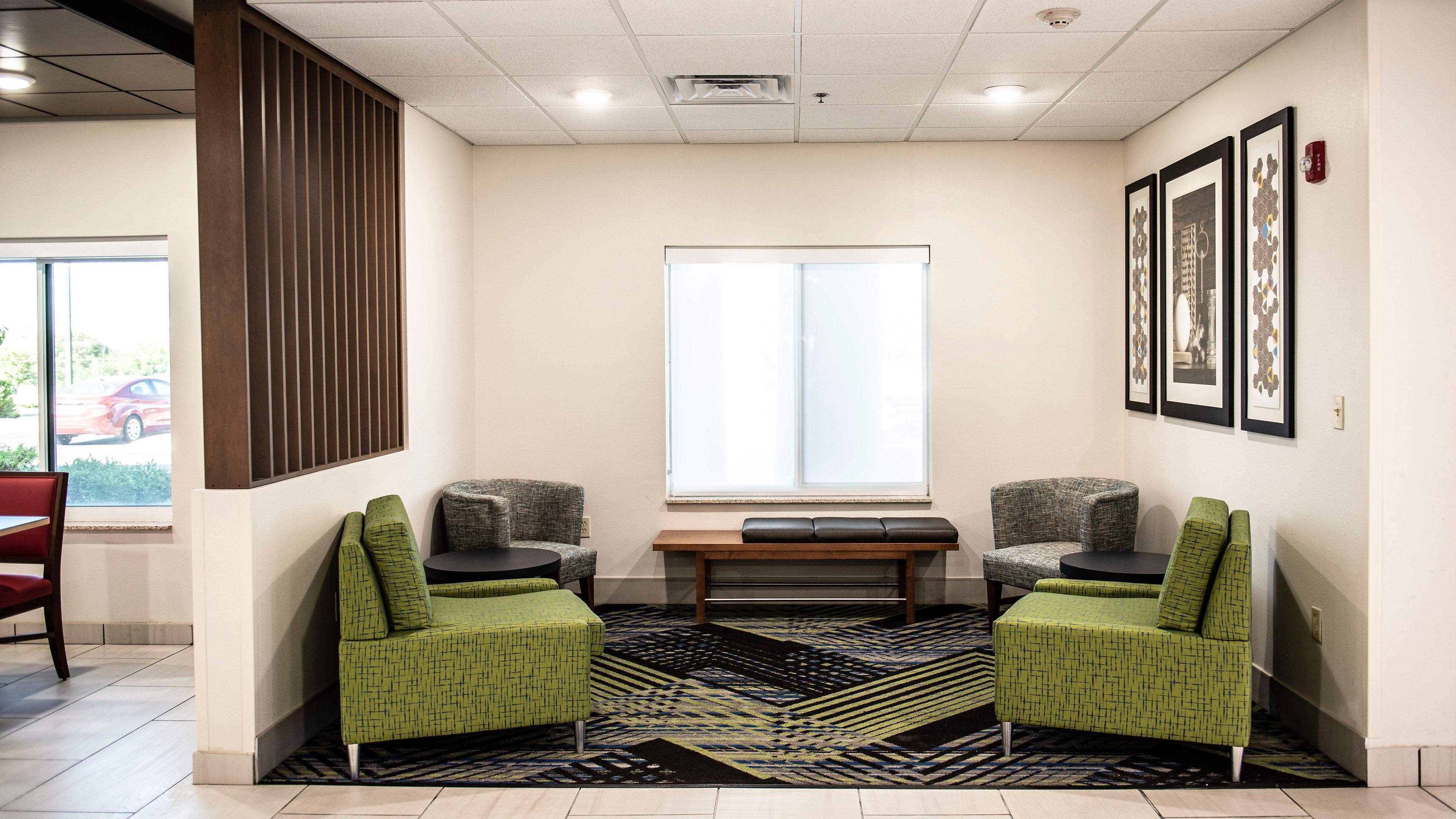 Holiday Inn Express Hotel & Suites Sedalia By Ihg Экстерьер фото