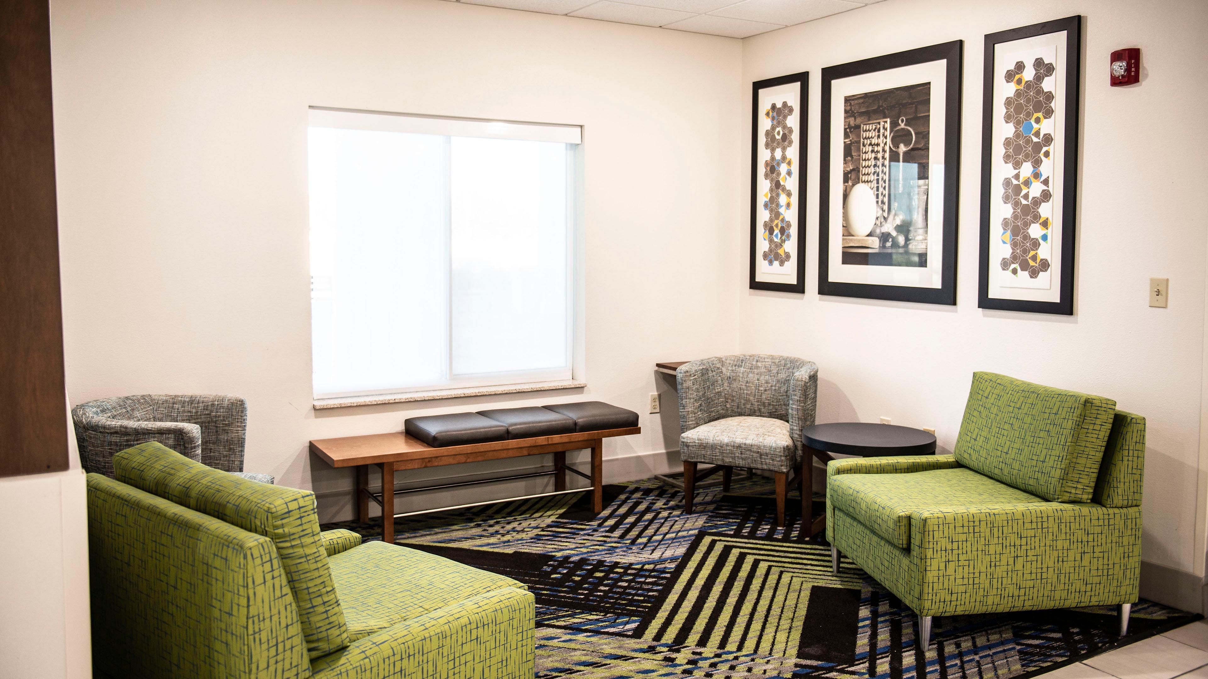 Holiday Inn Express Hotel & Suites Sedalia By Ihg Экстерьер фото